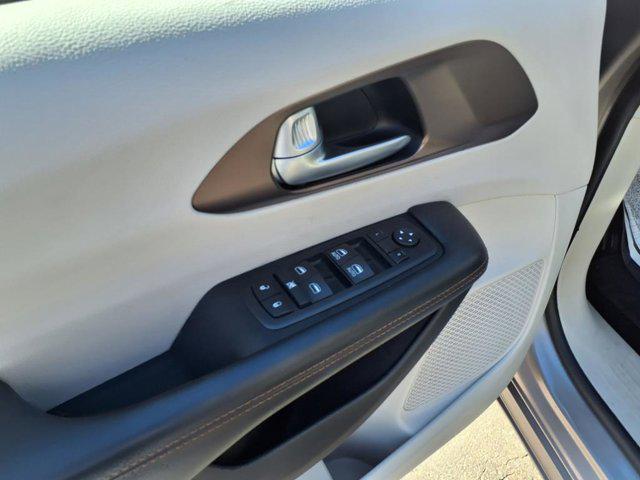 used 2017 Chrysler Pacifica car, priced at $10,000
