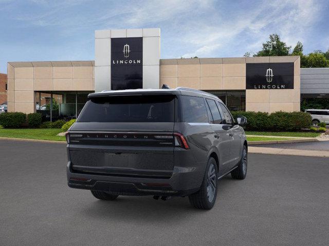 new 2025 Lincoln Navigator car, priced at $107,085