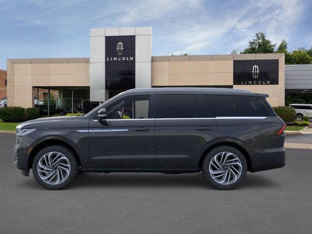 new 2025 Lincoln Navigator car, priced at $107,085