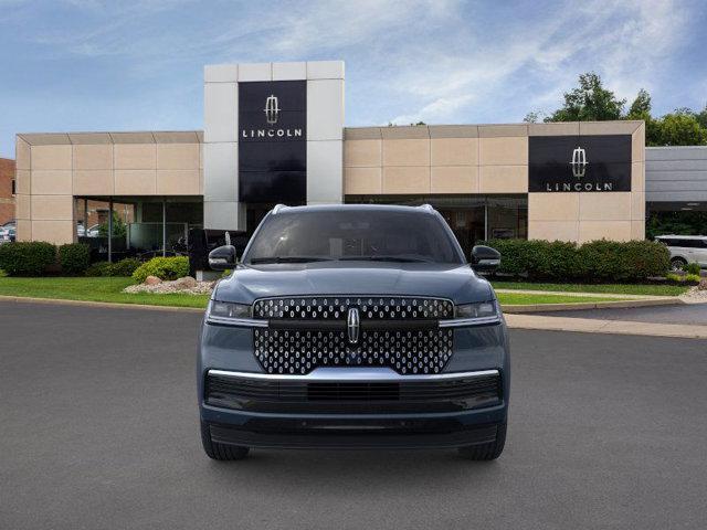 new 2025 Lincoln Navigator car, priced at $109,480