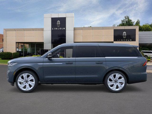new 2025 Lincoln Navigator car, priced at $109,480