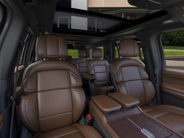new 2025 Lincoln Navigator car, priced at $109,480