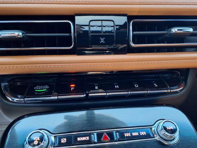 used 2022 Lincoln Nautilus car, priced at $39,900