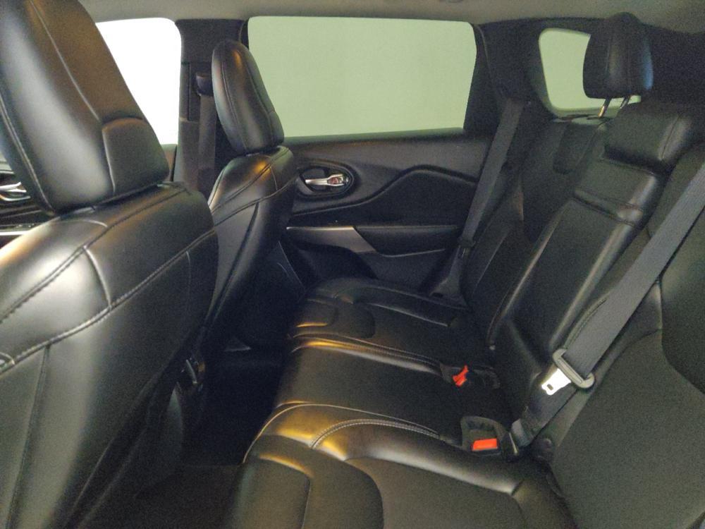 used 2019 Jeep Cherokee car, priced at $17,295