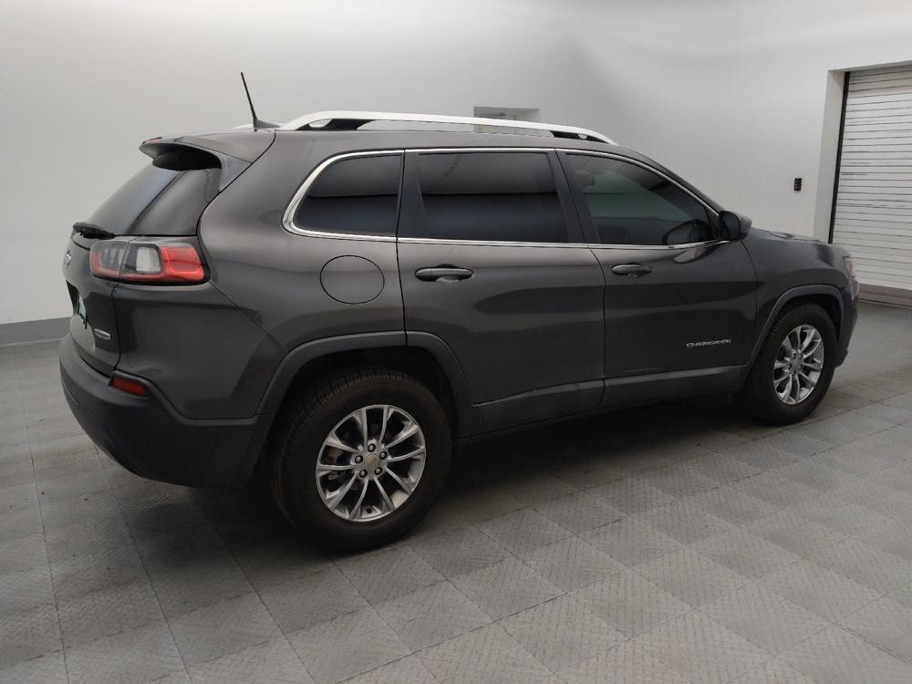 used 2019 Jeep Cherokee car, priced at $17,295