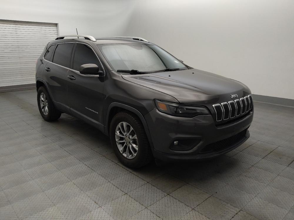 used 2019 Jeep Cherokee car, priced at $17,295