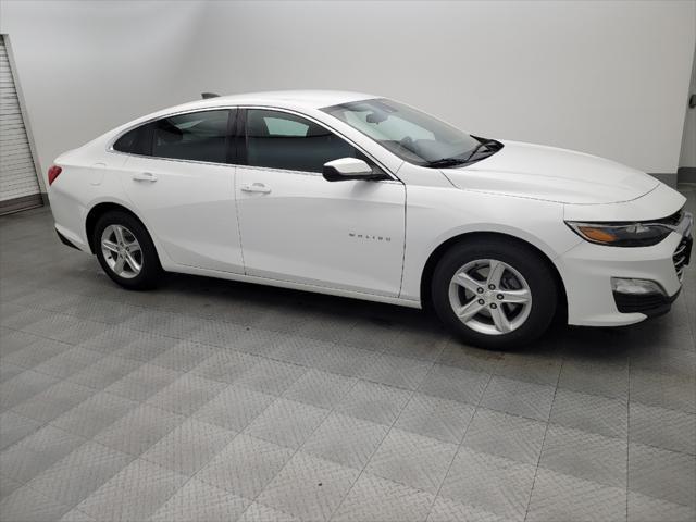 used 2019 Chevrolet Malibu car, priced at $18,095