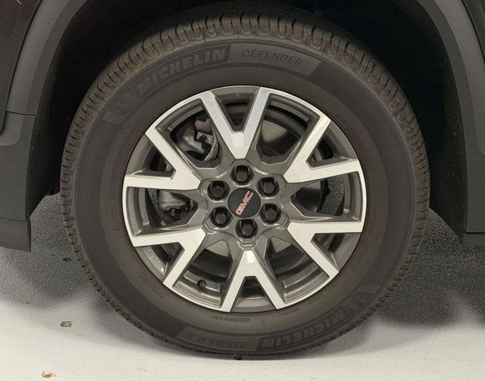 used 2022 GMC Acadia car, priced at $25,500