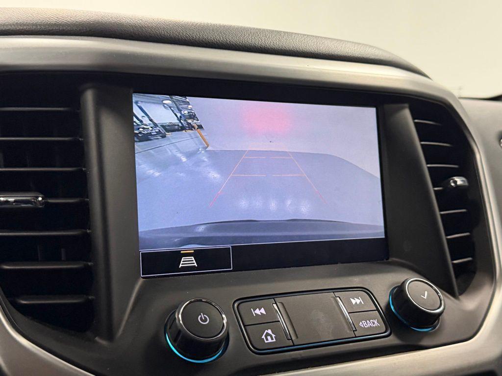 used 2022 GMC Acadia car, priced at $25,500