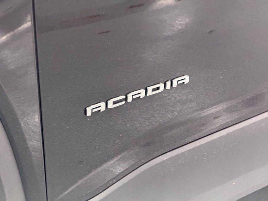 used 2022 GMC Acadia car, priced at $25,500