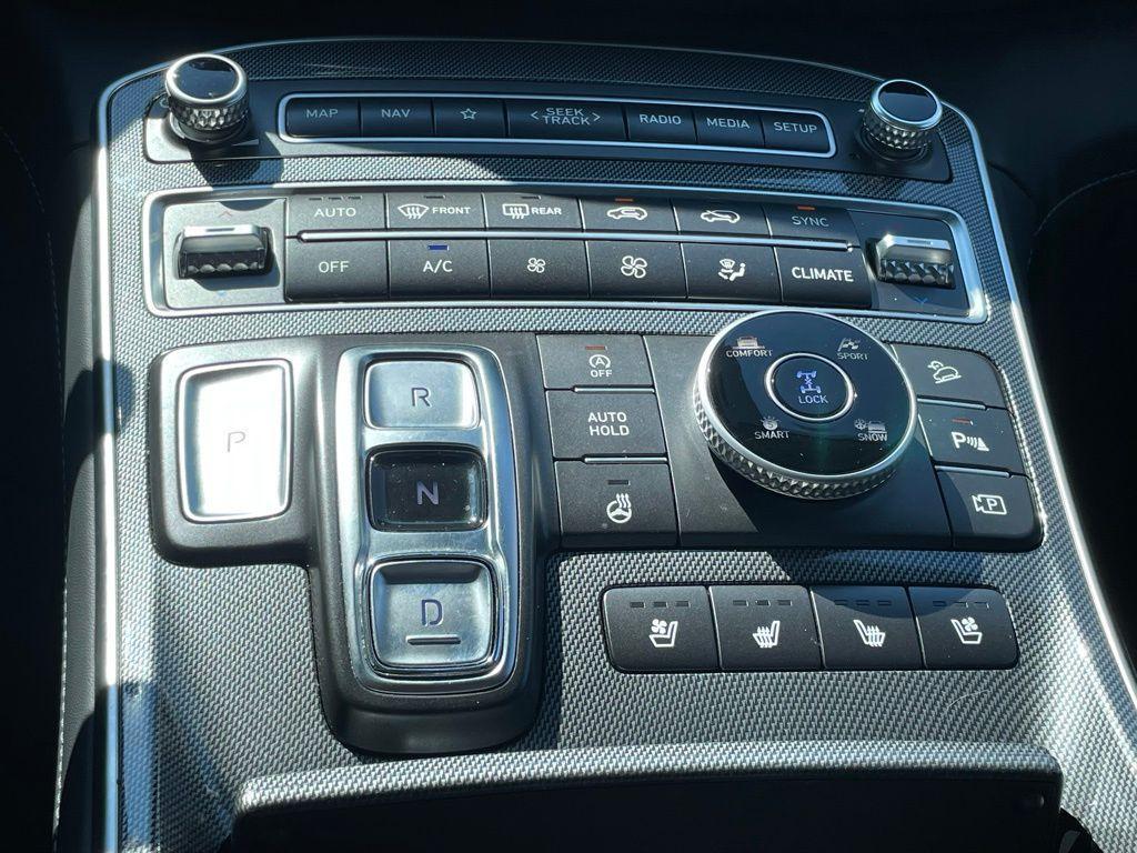 used 2023 Hyundai Santa Fe car, priced at $28,750