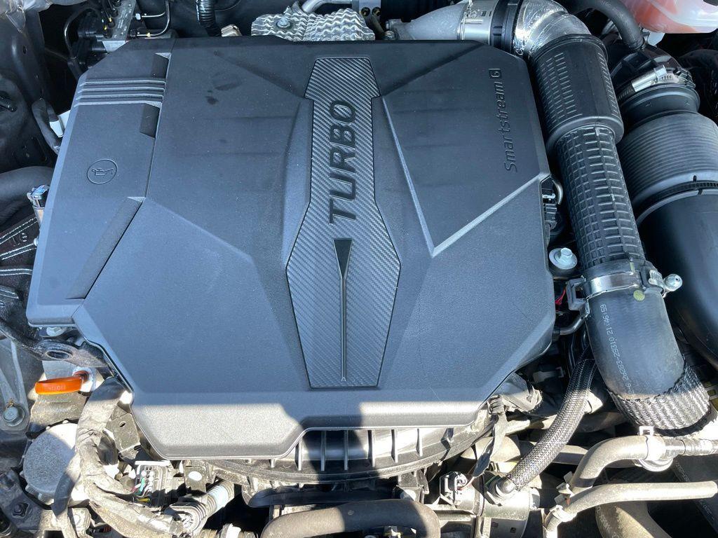 used 2023 Hyundai Santa Fe car, priced at $28,750