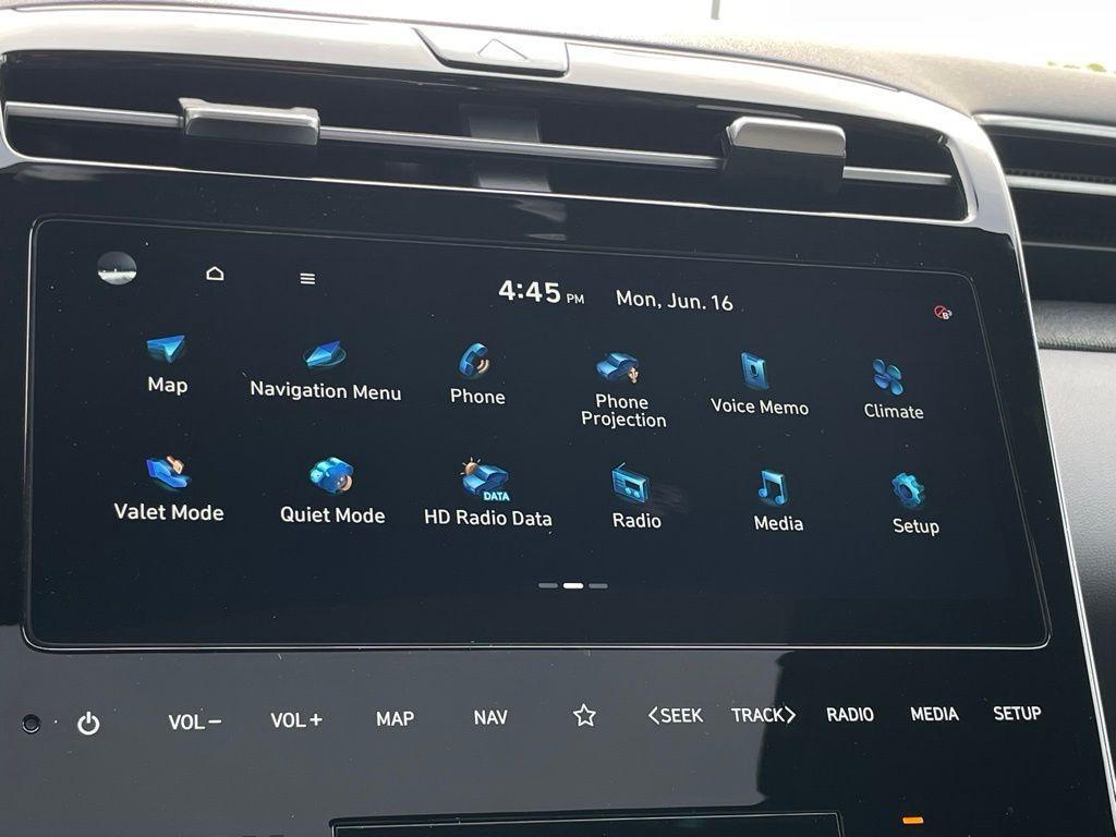 used 2024 Hyundai SANTA CRUZ car, priced at $33,000