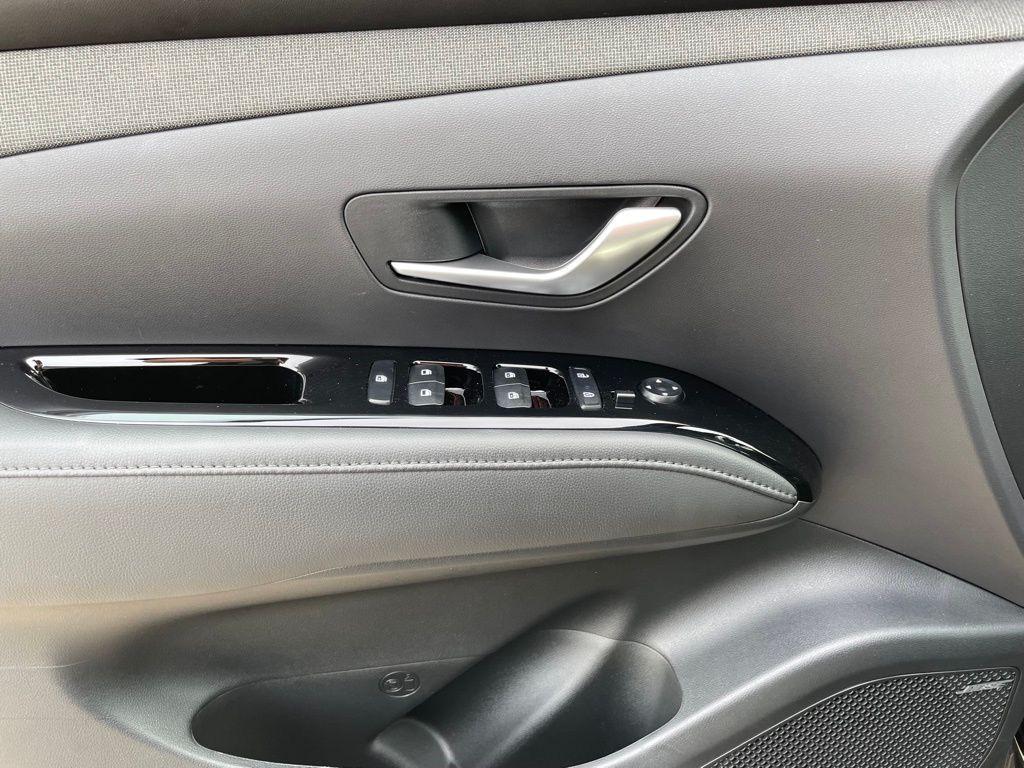 used 2024 Hyundai SANTA CRUZ car, priced at $33,000