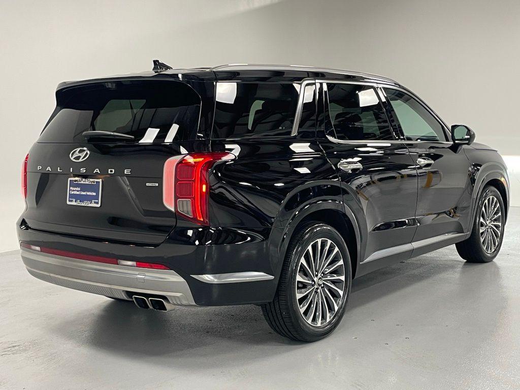 used 2025 Hyundai Palisade car, priced at $43,750