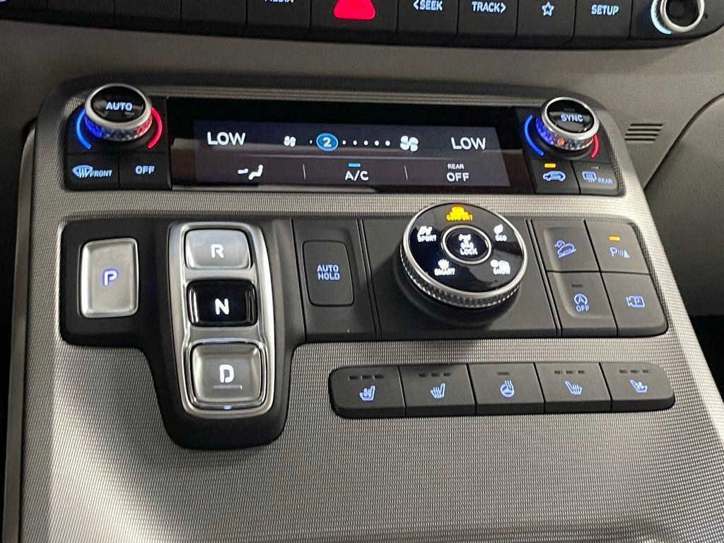 used 2025 Hyundai Palisade car, priced at $43,750
