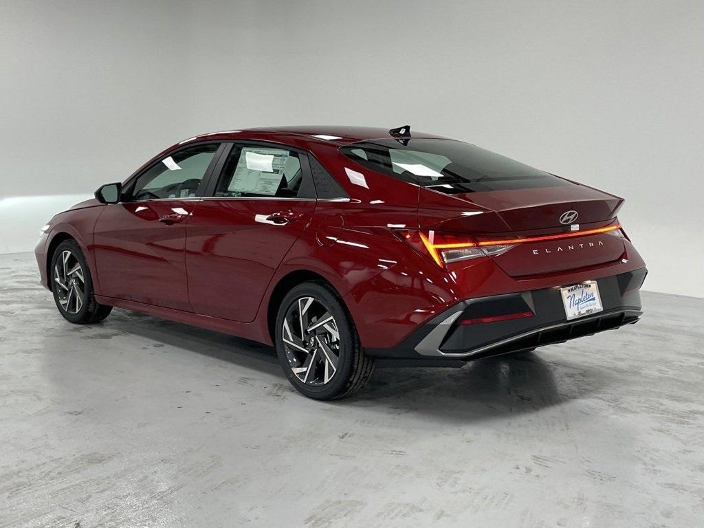 new 2025 Hyundai Elantra car, priced at $27,462