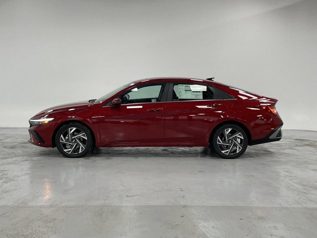 new 2025 Hyundai Elantra car, priced at $27,462