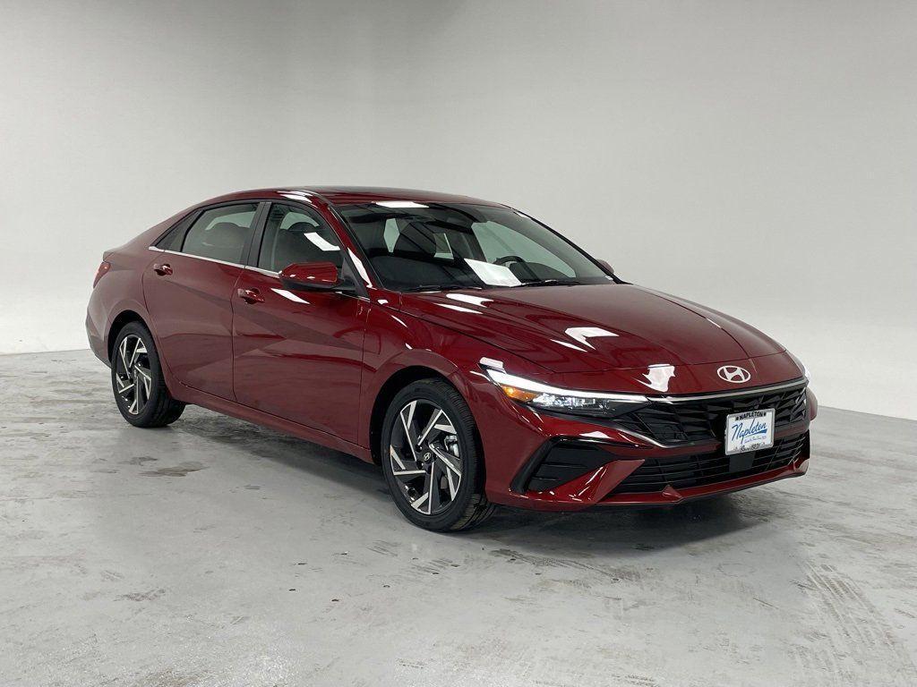 new 2025 Hyundai Elantra car, priced at $27,462