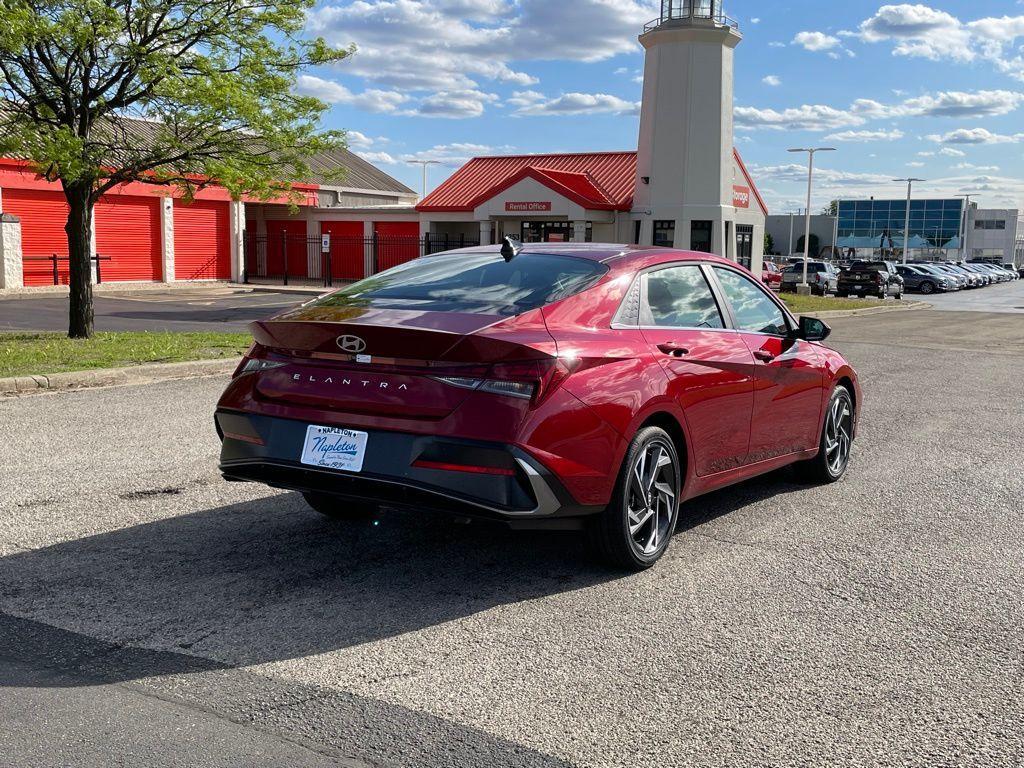 new 2025 Hyundai Elantra car, priced at $27,462