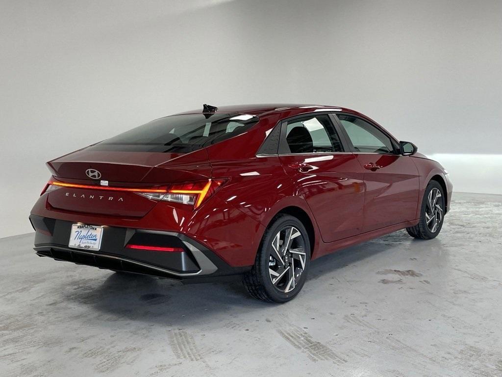 new 2025 Hyundai Elantra car, priced at $27,462