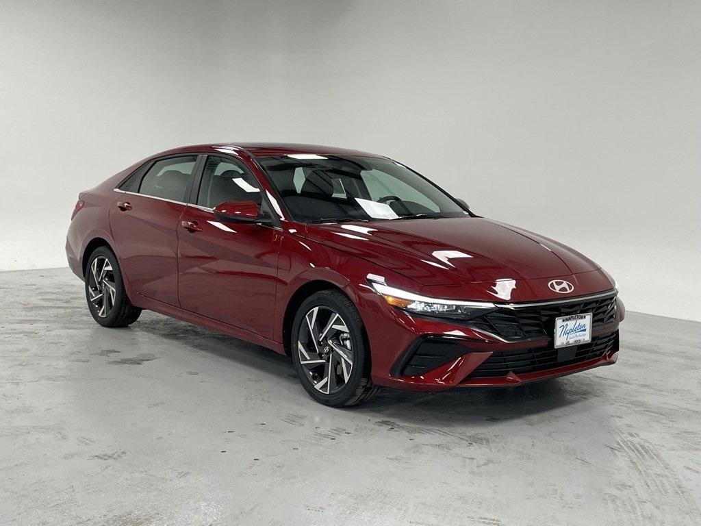 new 2025 Hyundai Elantra car, priced at $27,462