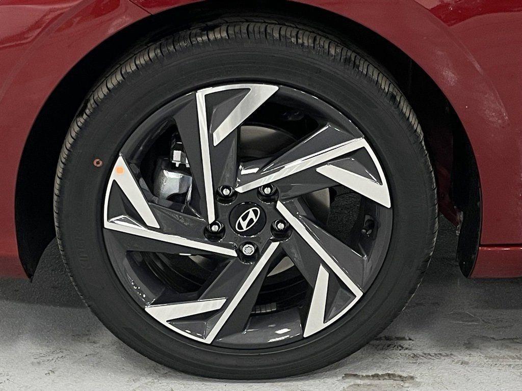 new 2025 Hyundai Elantra car, priced at $27,462