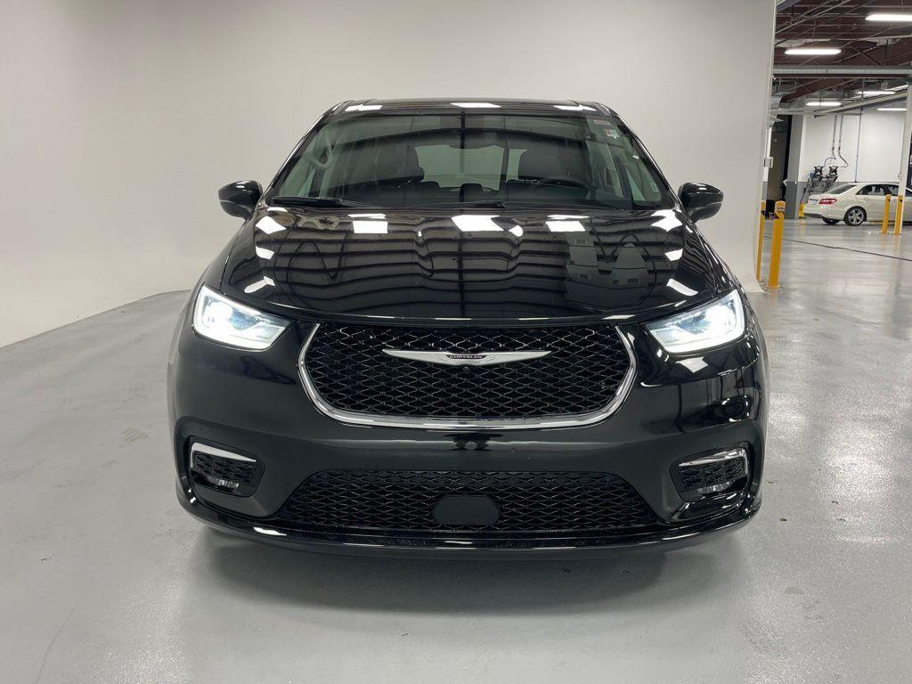 used 2023 Chrysler Pacifica car, priced at $24,000