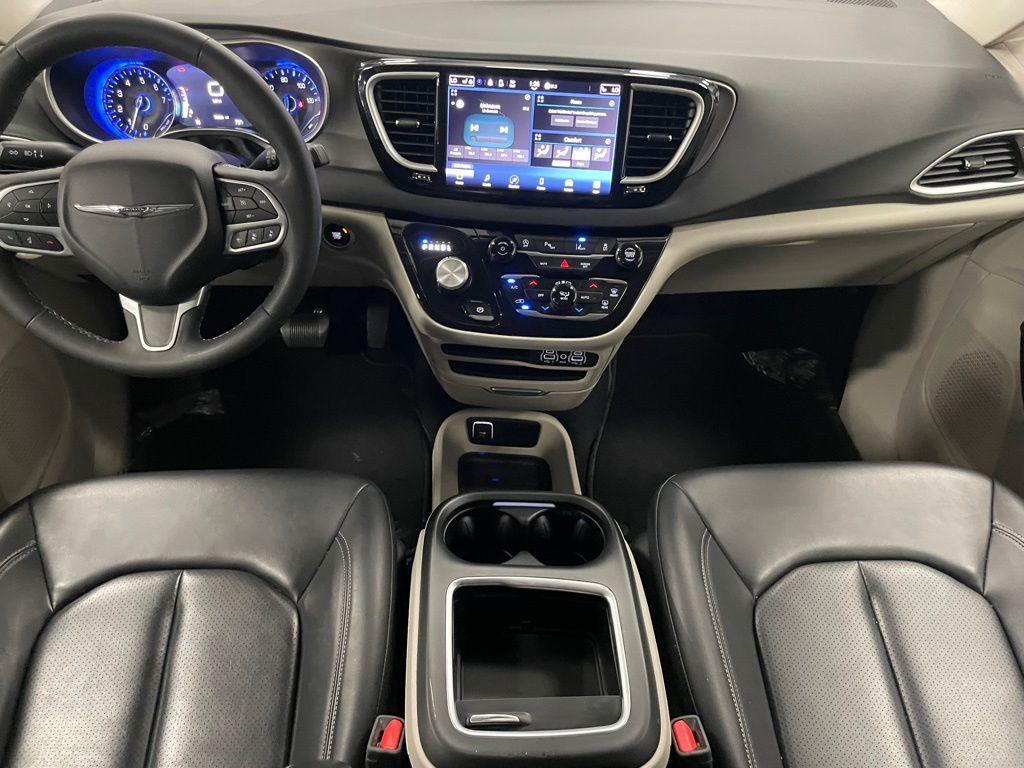 used 2023 Chrysler Pacifica car, priced at $24,000