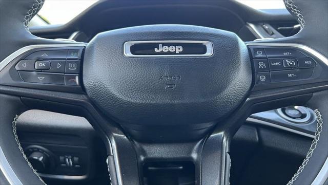 used 2023 Jeep Grand Cherokee car, priced at $33,500