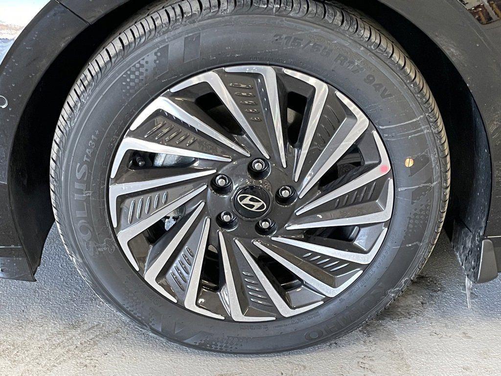 new 2025 Hyundai Sonata Hybrid car, priced at $38,710