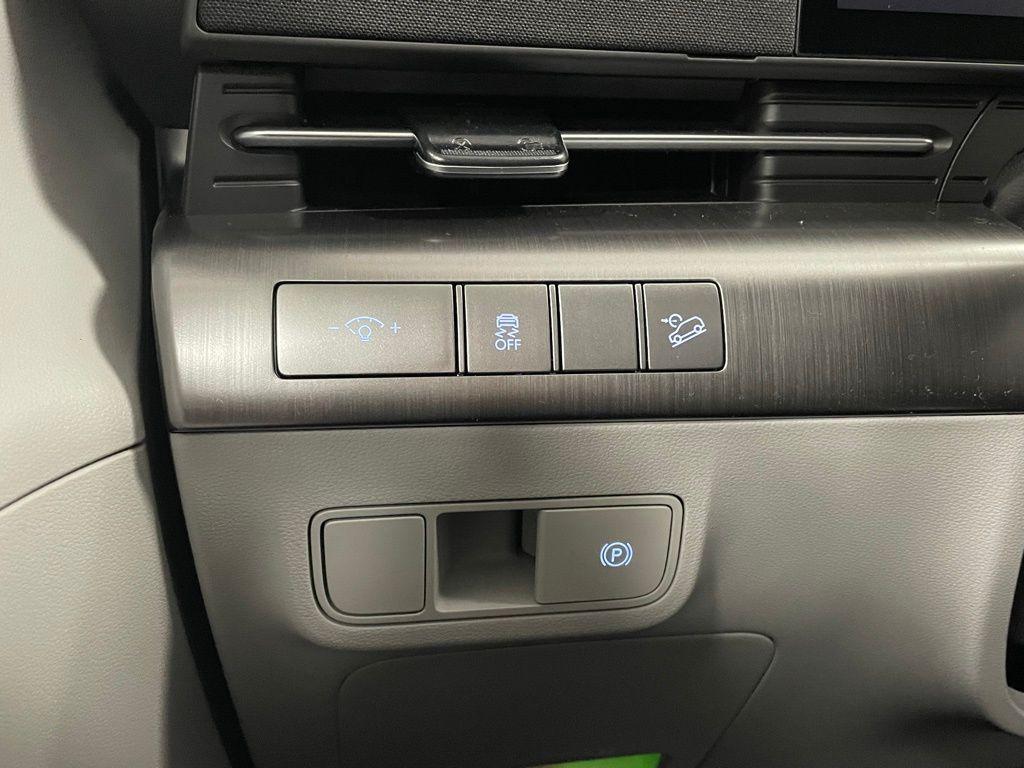 used 2025 Hyundai Kona car, priced at $28,000
