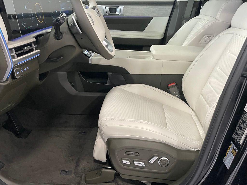 new 2025 Hyundai SANTA FE HEV car, priced at $51,010