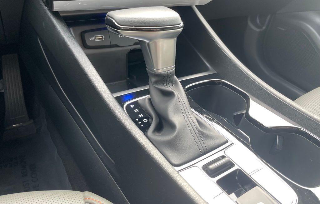 used 2024 Hyundai SANTA CRUZ car, priced at $33,000