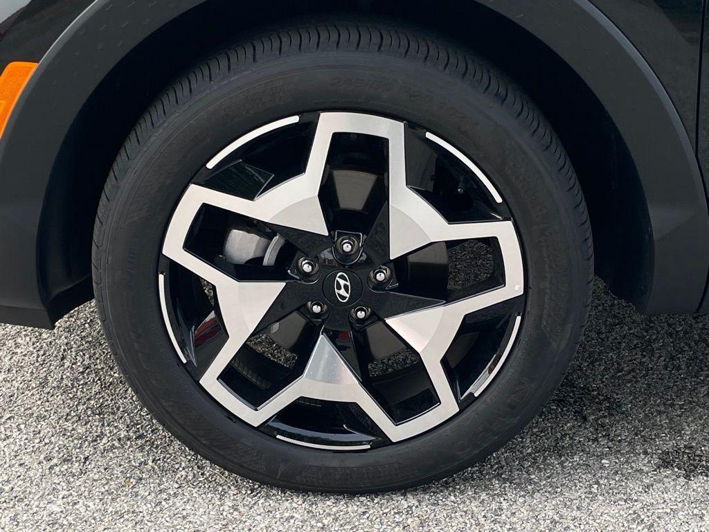 used 2024 Hyundai SANTA CRUZ car, priced at $33,000