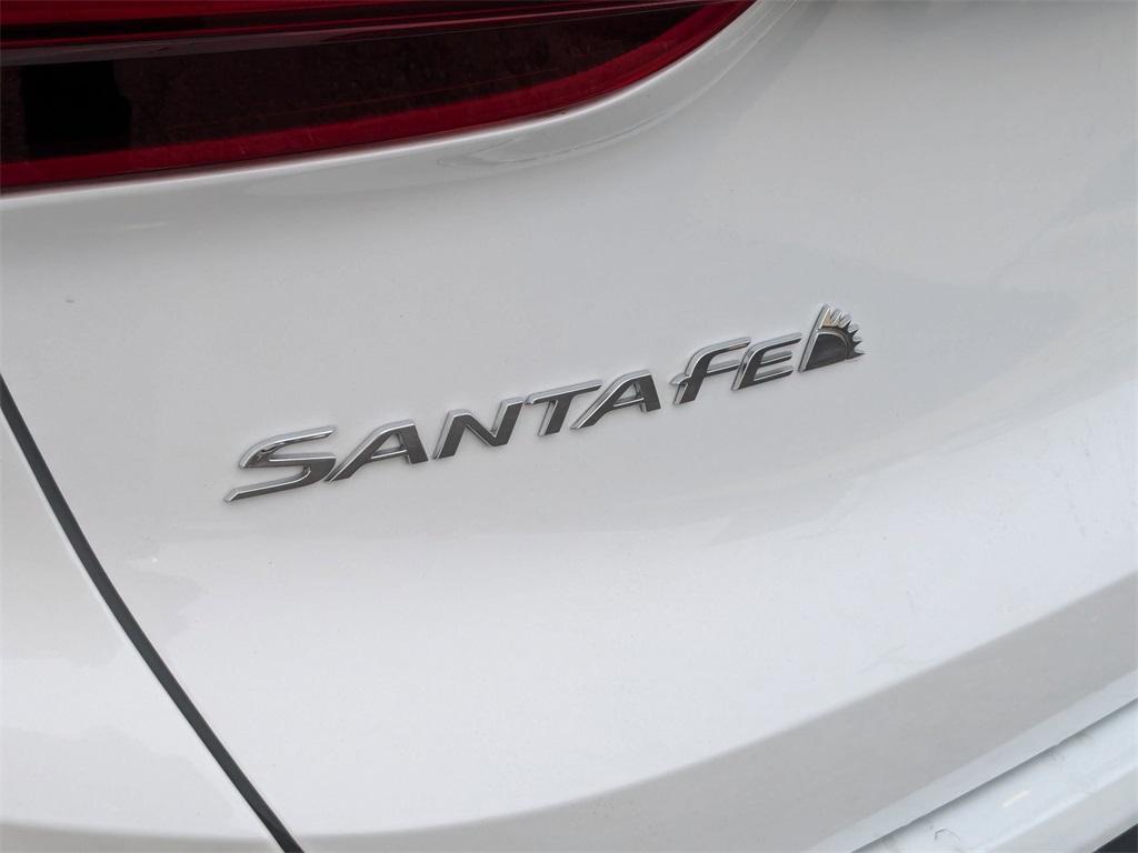 used 2022 Hyundai Santa Fe car, priced at $27,000