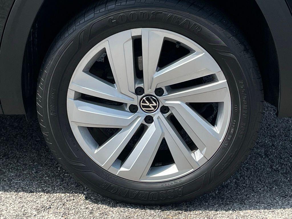 used 2022 Volkswagen Atlas Cross Sport car, priced at $22,000