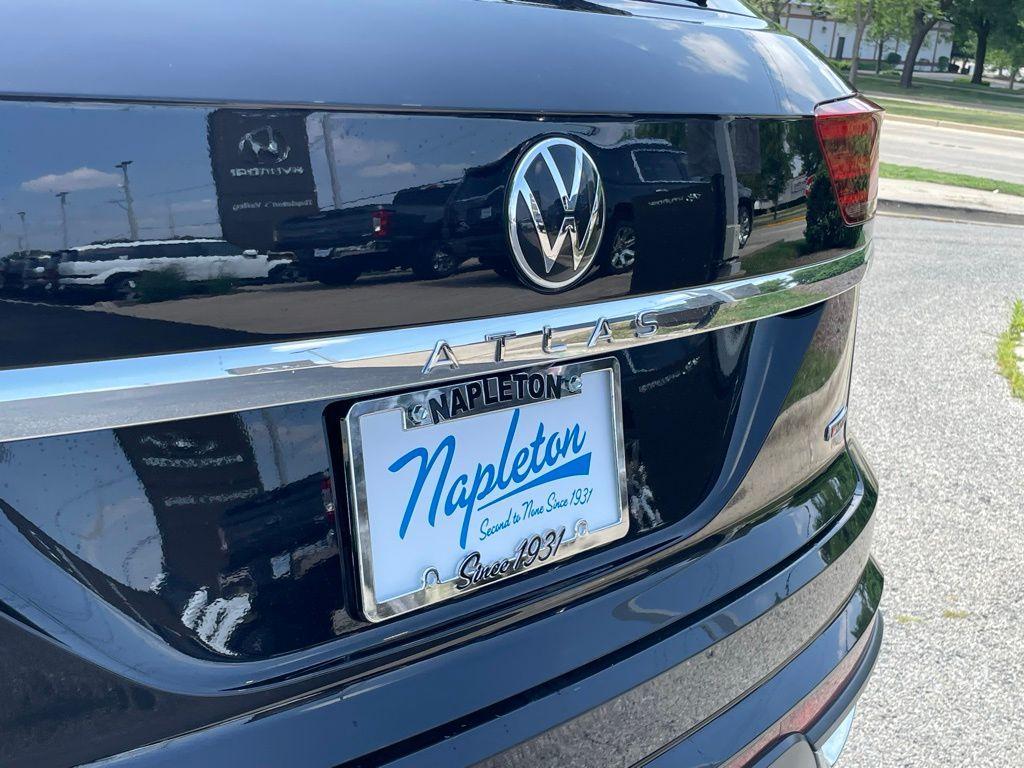 used 2022 Volkswagen Atlas Cross Sport car, priced at $22,000
