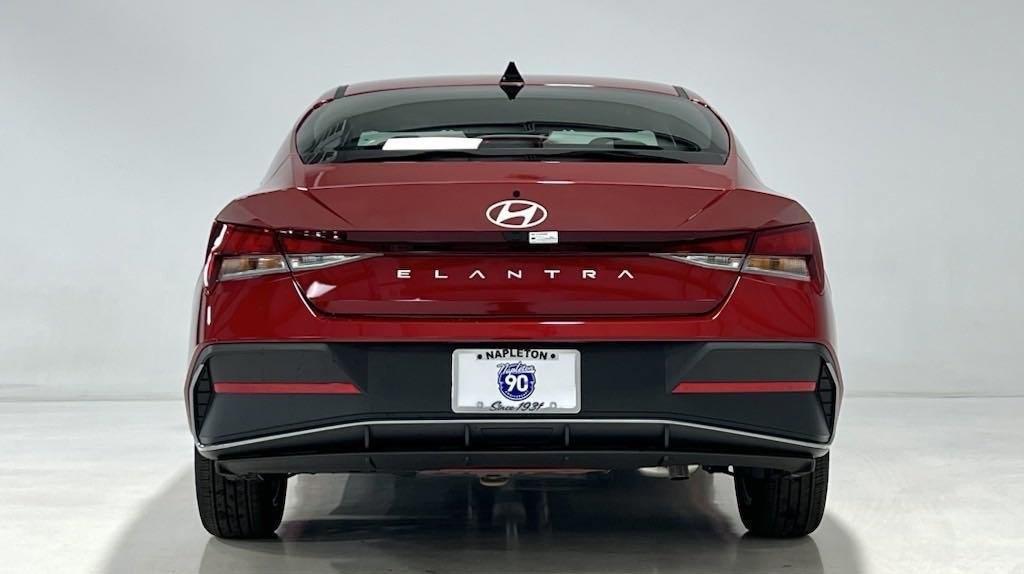 new 2025 Hyundai Elantra car, priced at $26,690