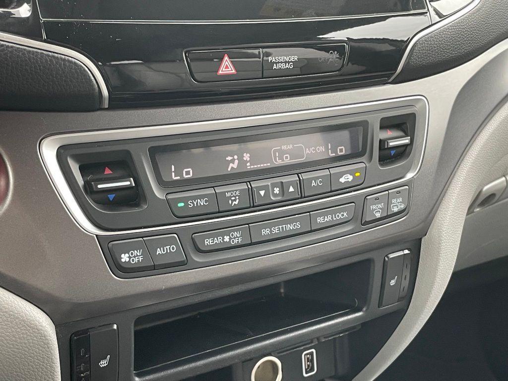 used 2021 Honda Pilot car, priced at $29,500