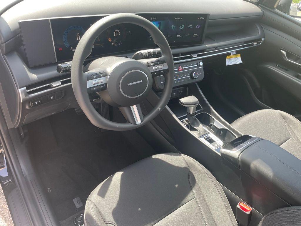 new 2025 Hyundai Tucson car, priced at $31,593