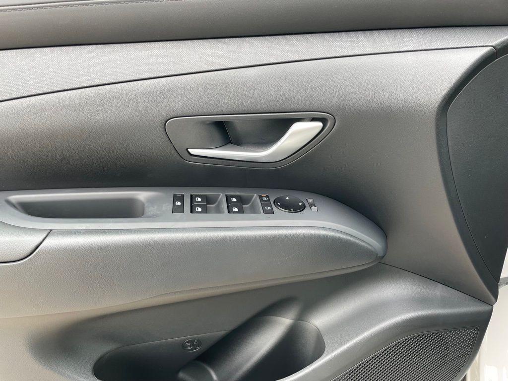 new 2025 Hyundai Tucson car, priced at $36,136