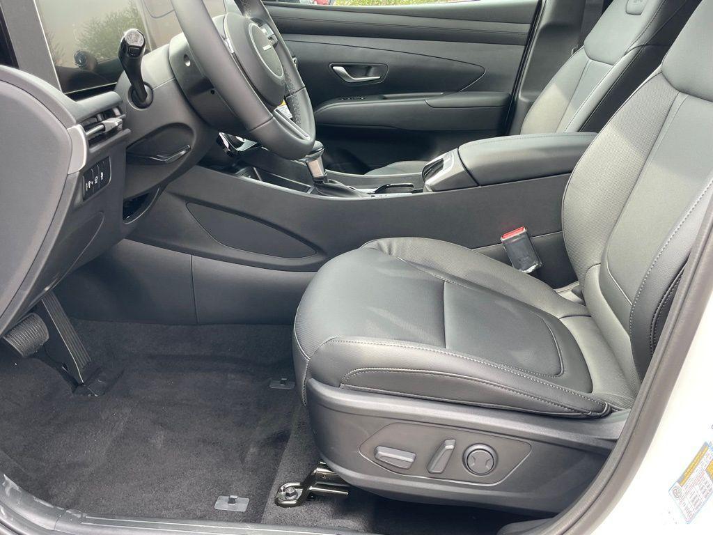 new 2025 Hyundai Tucson car, priced at $36,136