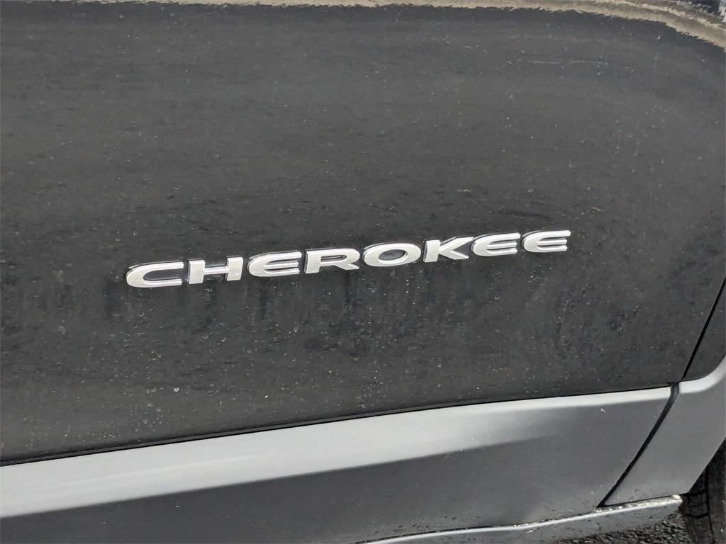 used 2019 Jeep Cherokee car, priced at $15,500