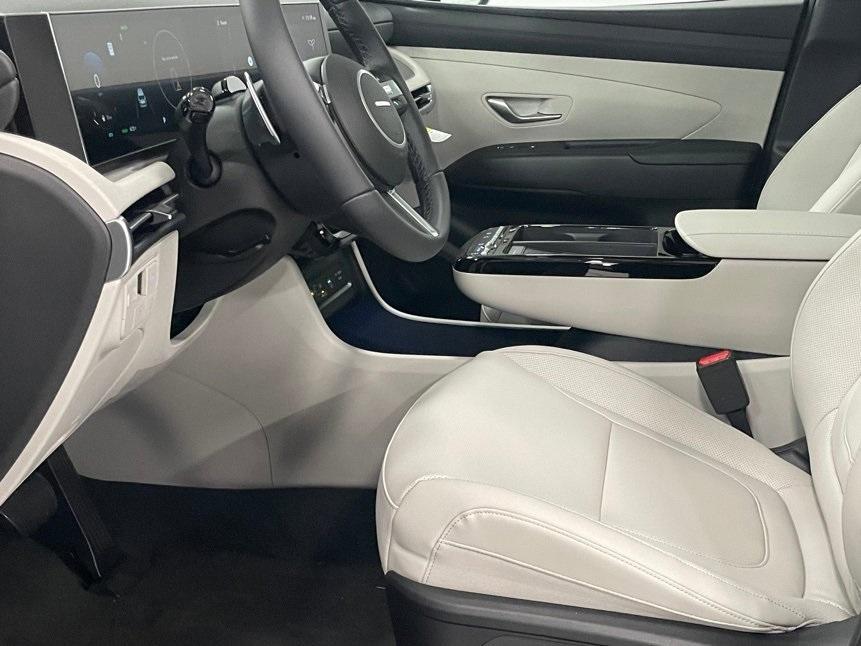 new 2025 Hyundai TUCSON Hybrid car, priced at $37,862