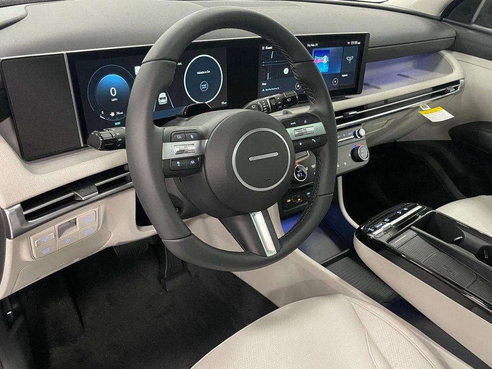 new 2025 Hyundai TUCSON Hybrid car, priced at $37,862