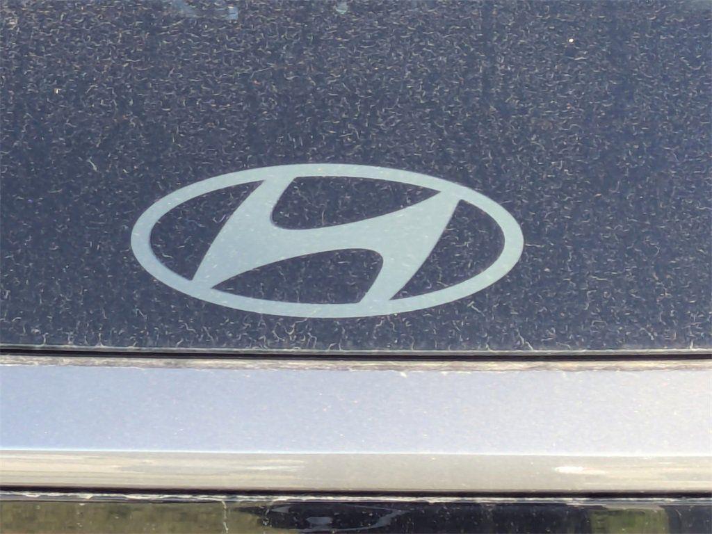 new 2025 Hyundai TUCSON Hybrid car, priced at $42,663