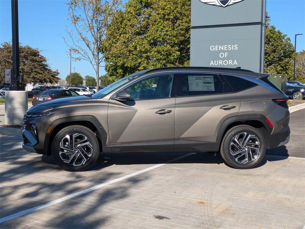 new 2025 Hyundai TUCSON Hybrid car, priced at $42,663