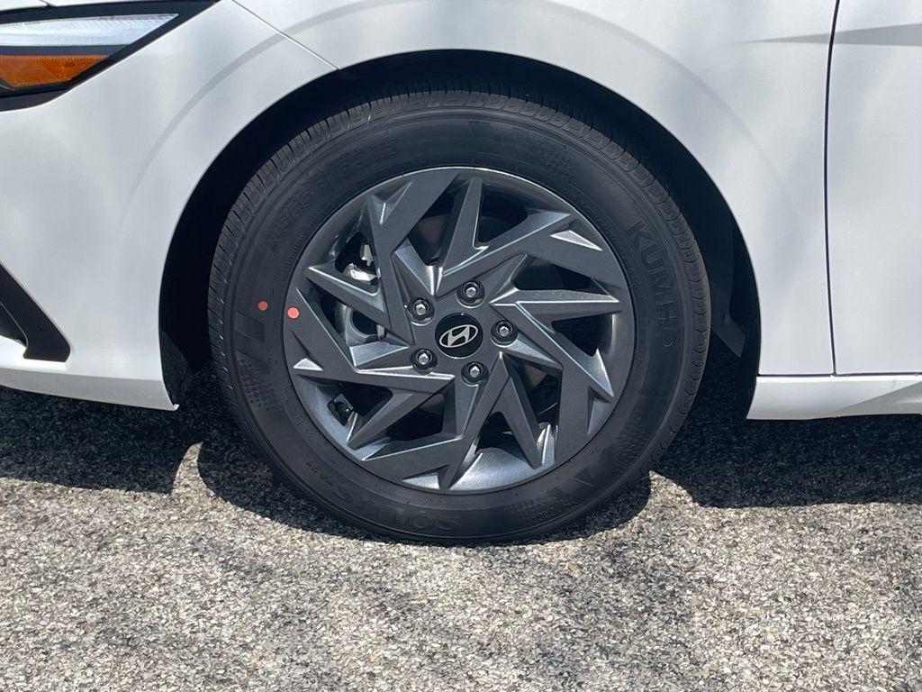 new 2025 Hyundai ELANTRA HEV car, priced at $27,259