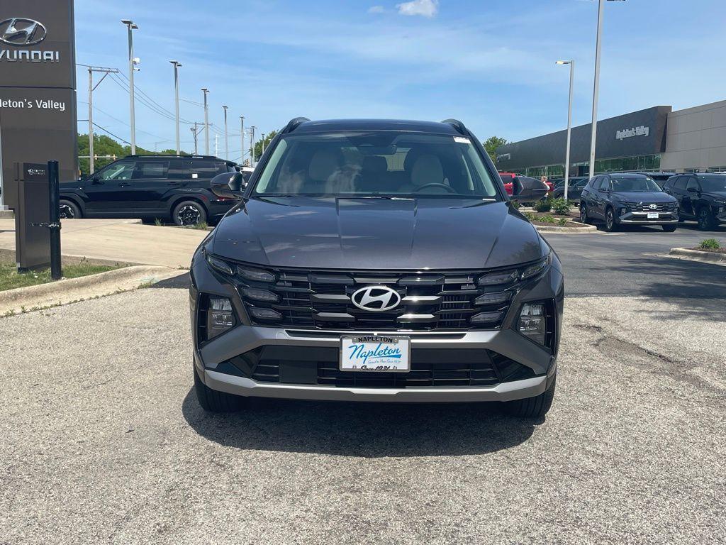 new 2025 Hyundai TUCSON Hybrid car, priced at $37,945